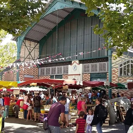 Apartment Loft Au Centre Ville, Calme, 200m De La *