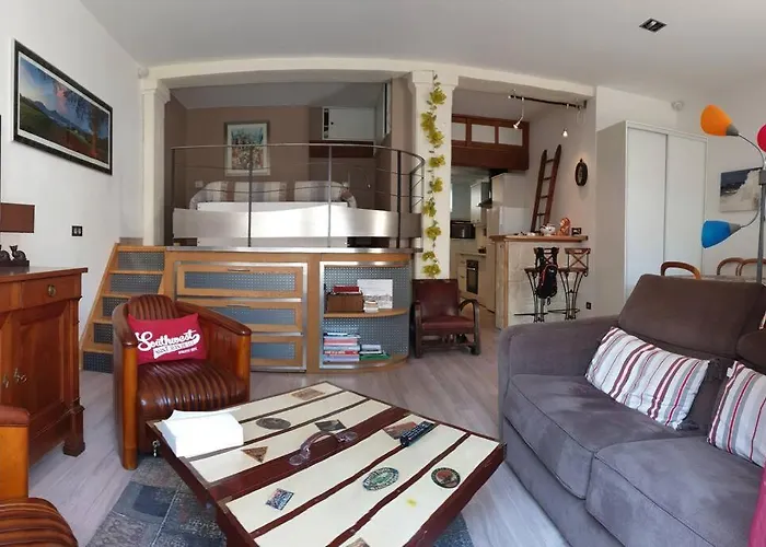 Apartman Loft Au Centre Ville, Calme, 200m De La